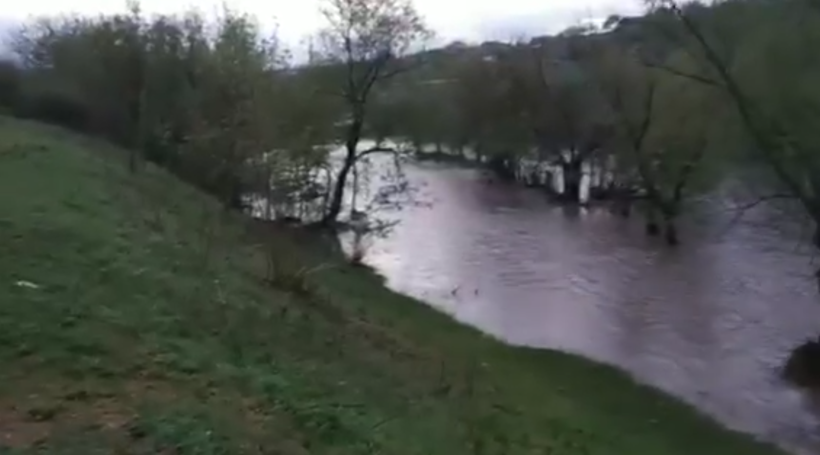 После вчерашнего ливня в Принестровье появилась новая речка