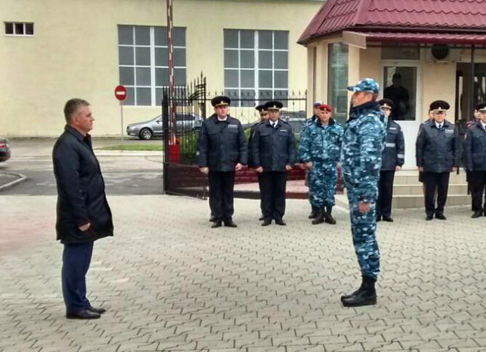 Президент Вадим Красносельский лично вручил медаль «За спасение жизни» лейтенанту милиции Евгению Крикуненко